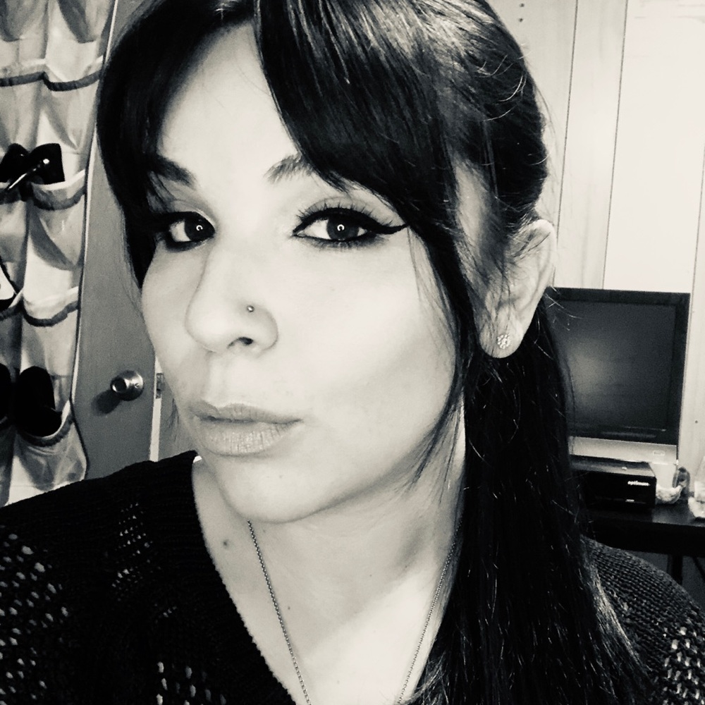 Meet your Posher, Jacqueline